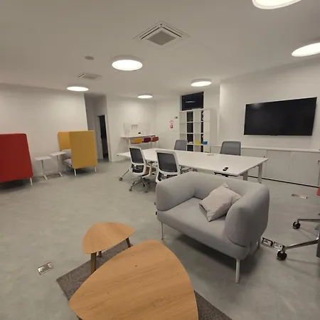 Like Home, Coffee Or Tea & Parking Free Appartamento Bratislava