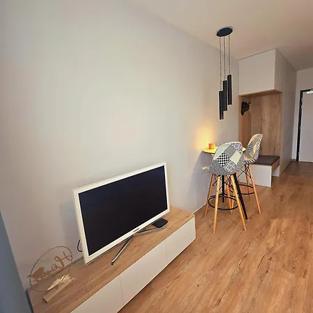 Apartment Like Home, Coffee Or Tea & Parking Free *